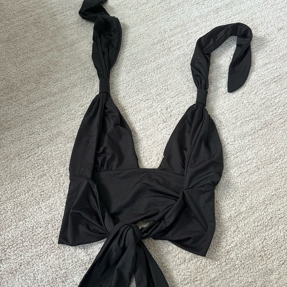 Adjustable tied crop top